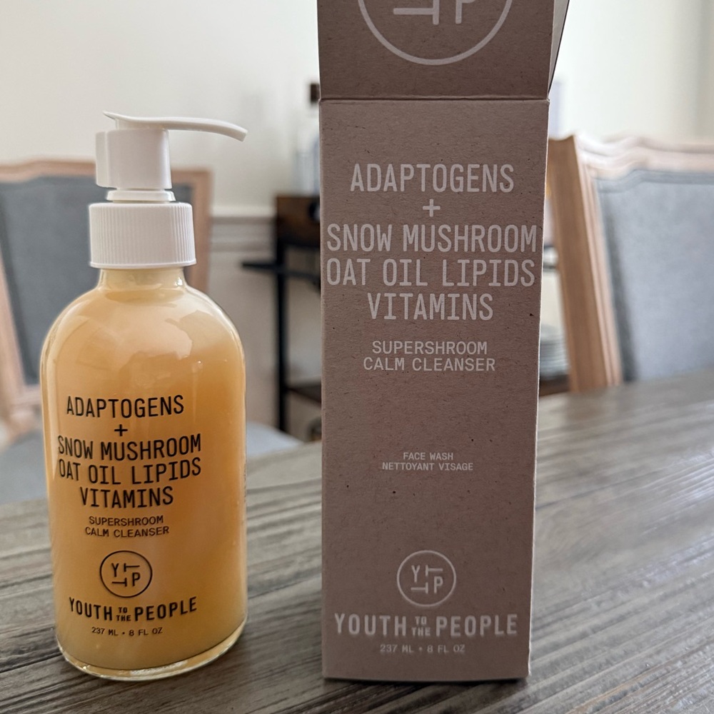 YTTP Supershroom Calm Cleanser